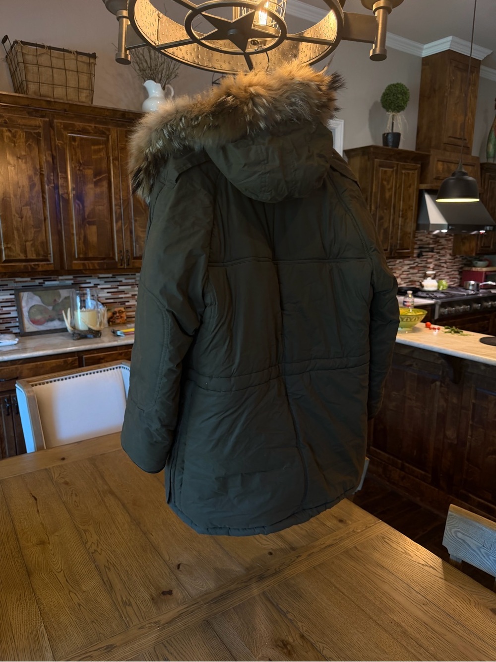 Burberry Olive Green Parka with Brown Fur-Trim Hood/Brand new condition! - Picture 3 of 10